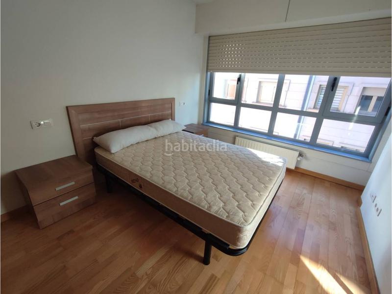 Foto fb9bfe00-d74c-42ed-aa89-5c3112db5d91. Pis amb calefacció aparcament a O Milladoiro Ames