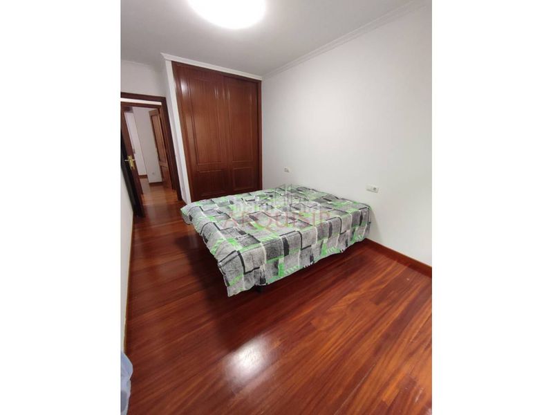 Foto 3caa4b6f-ca26-4cbb-bf3e-fec189597668. Pis amb calefacció aparcament a O Milladoiro Ames