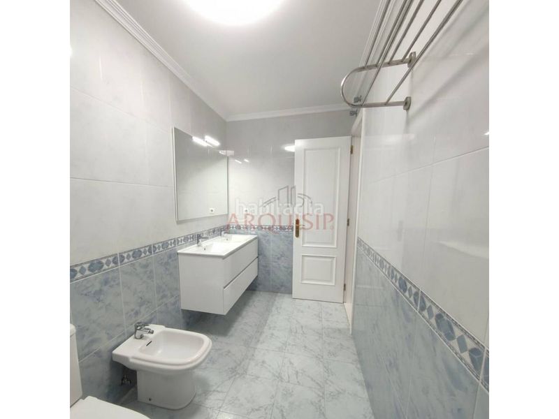 Foto c06914f7-c68d-44c7-a554-0951feaedb89. Pis amb calefacció aparcament a O Milladoiro Ames