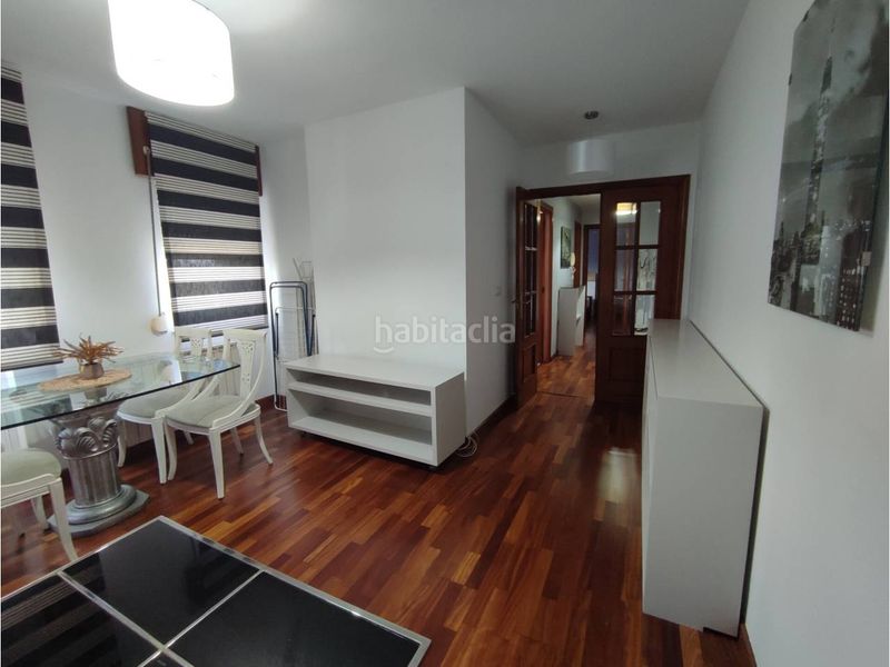 Foto 90183ebe-8731-4a12-a2f5-c63d06856eba. Apartament amb calefacció aparcament a O Milladoiro Ames