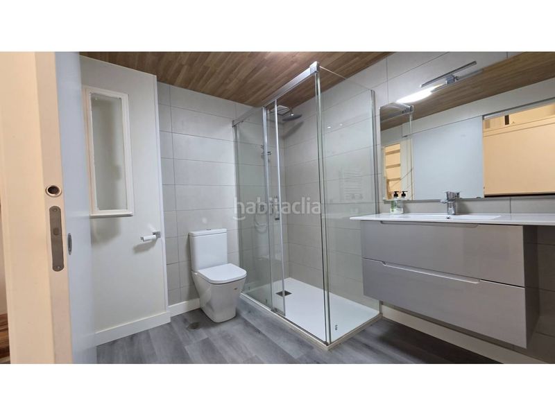 Foto e0554758-fd17-42ba-9fad-4377294988a1. Flat with heating in O Milladoiro Ames