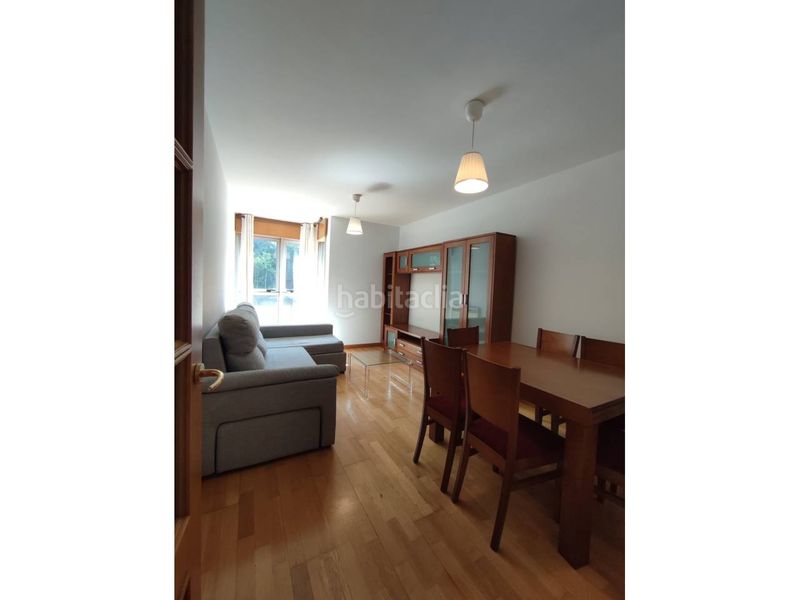 Foto e91f03df-2eba-4ba9-ade7-28d39e651802. Flat with heating parking in O Milladoiro Ames