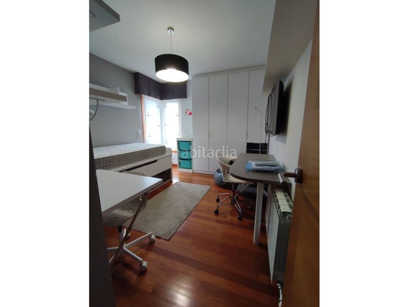 Foto 9fa54366-5088-48a7-9ec5-0f0fbc0c5ea8. Flat with heating parking in O Milladoiro Ames