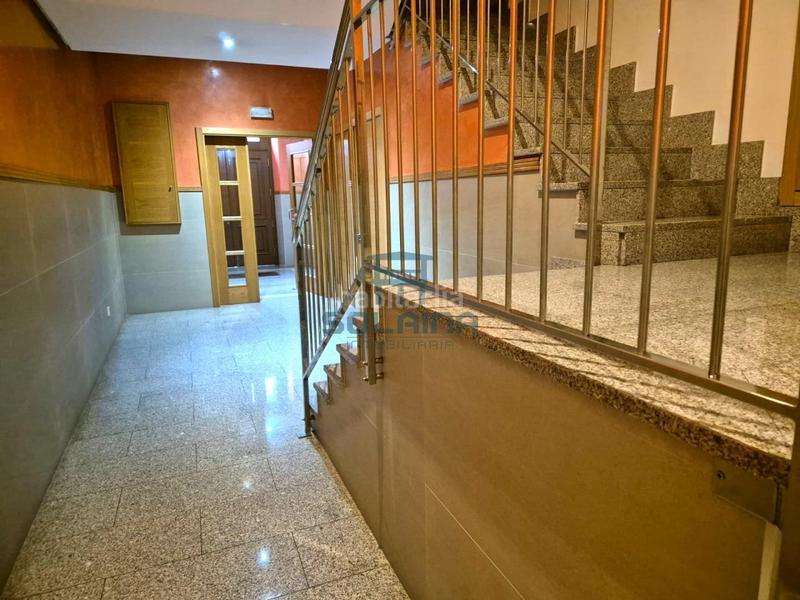 Foto b8599e00-5359-4c71-bef5-55441025b216. Appartamento con riscaldamento in Casco Viejo Ourense