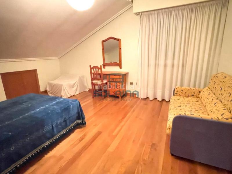 Foto a153712f-9060-4a9d-bb69-31f5d68a019f. Chalet con riscaldamento parcheggio in As Lagoas Ourense