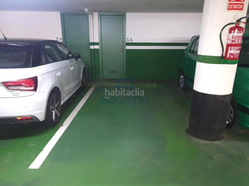Foto a94795db-62e1-4f1d-b79d-2322a86279fb. Car parking in Centro Ourense
