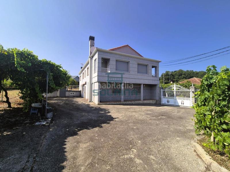 Foto 18c50978-6770-4550-88f5-f4f13c78b32a. Casa en Coles