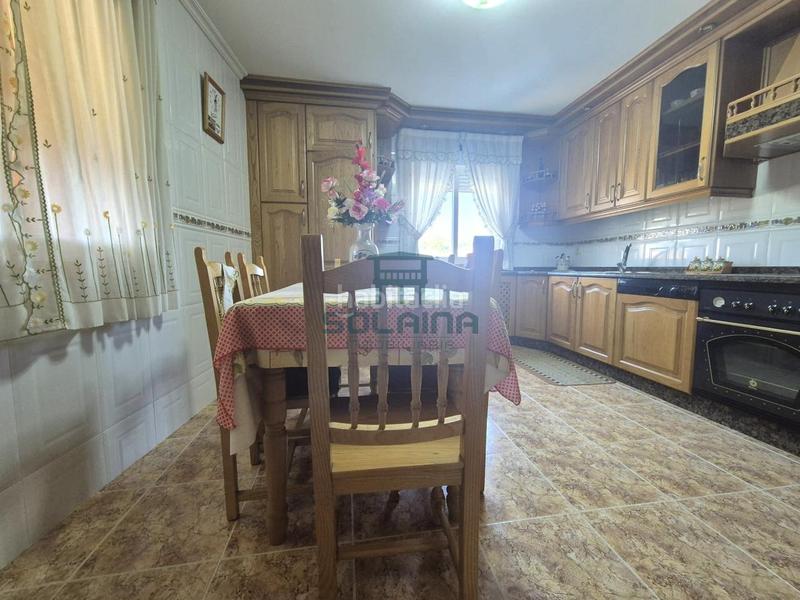 Foto 5e4858b1-237d-455b-bd26-76ec9f90f1cb. Casa en Coles