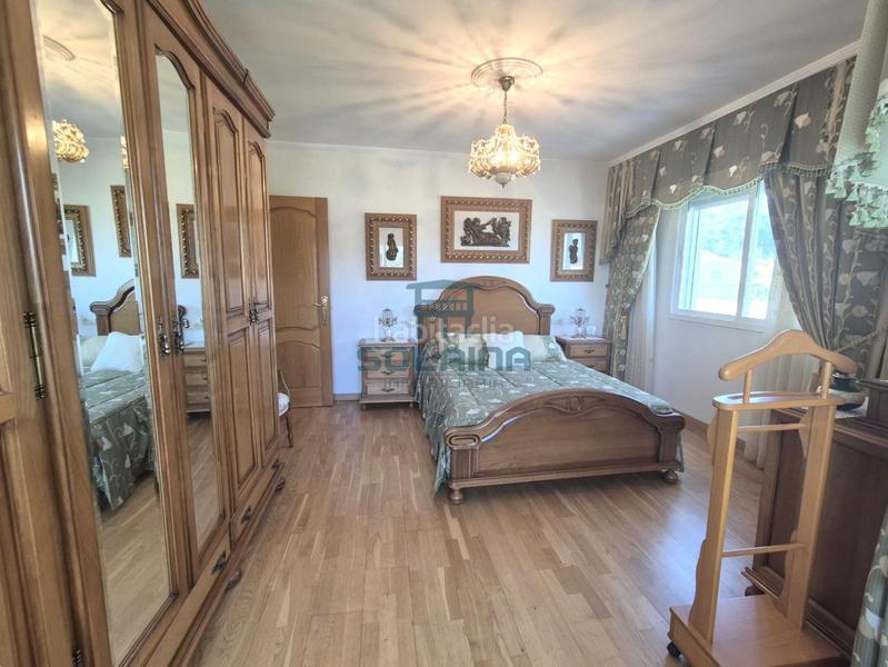 Foto e5ccc963-9b30-4519-97cd-b42869d57f4d. Casa en Coles
