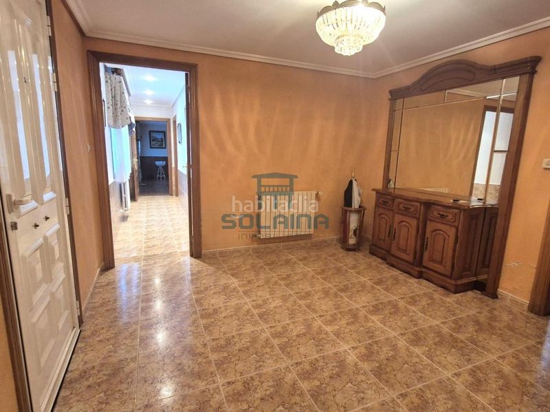 Foto e99c89d0-2306-4fc2-808d-5b4a4fb5650b. Casa amb calefacció aparcament a Coles