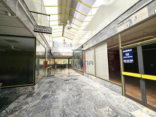 Lloguer Local Comercial a Centro