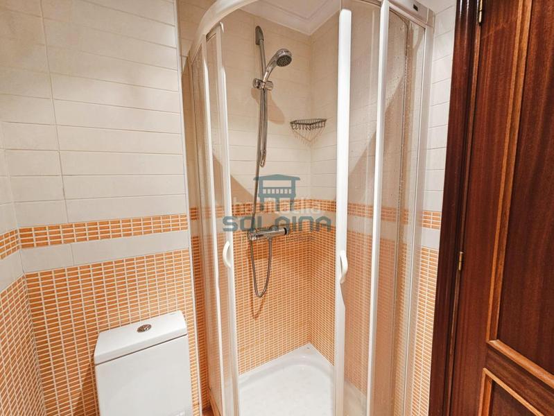 Foto 002fb064-d992-48e9-92cf-33055b966047. Appartement avec chauffage parking dans Centro Ourense