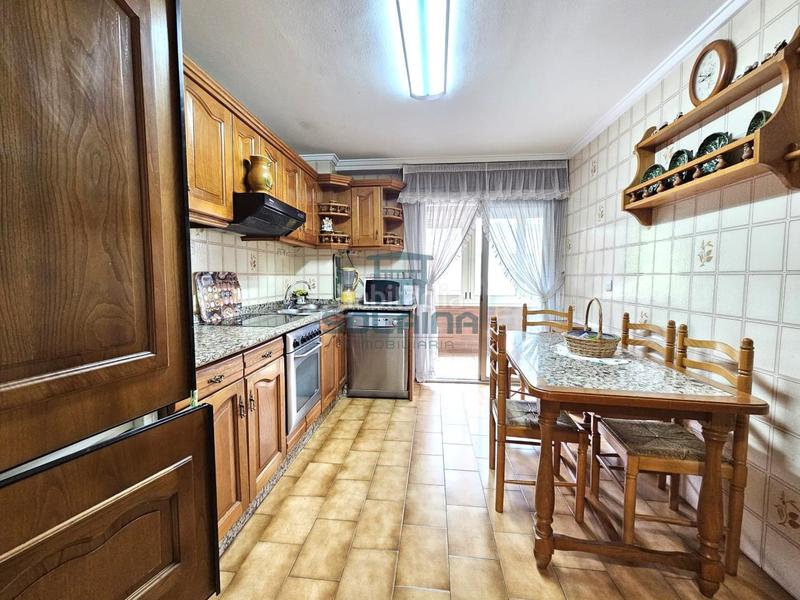 Foto 9e1f0f3b-414e-45ea-b516-1de3654040f5. Appartement avec chauffage parking dans Centro Ourense