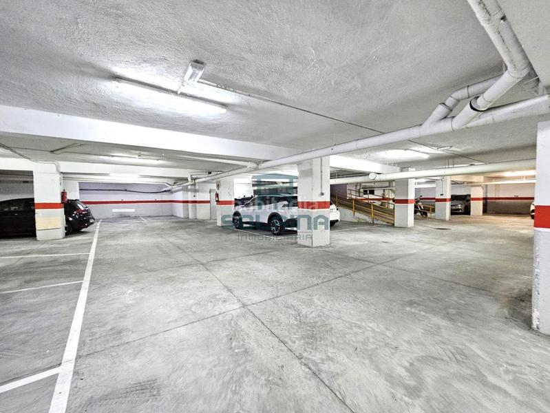 Foto 25d49b6b-b7d5-4e5c-874e-c4fcfb914792. Piso en Centro Ourense