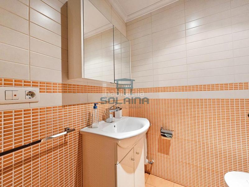 Foto 761a4e83-2a67-42e8-8a68-2e8cda087286. Piso en Centro Ourense
