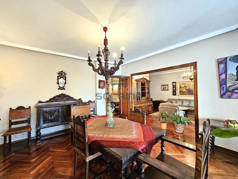 Foto 40b5dc1c-cdab-4ad0-ab6b-2ffe400b5e9e. Appartement avec chauffage parking dans Centro Ourense