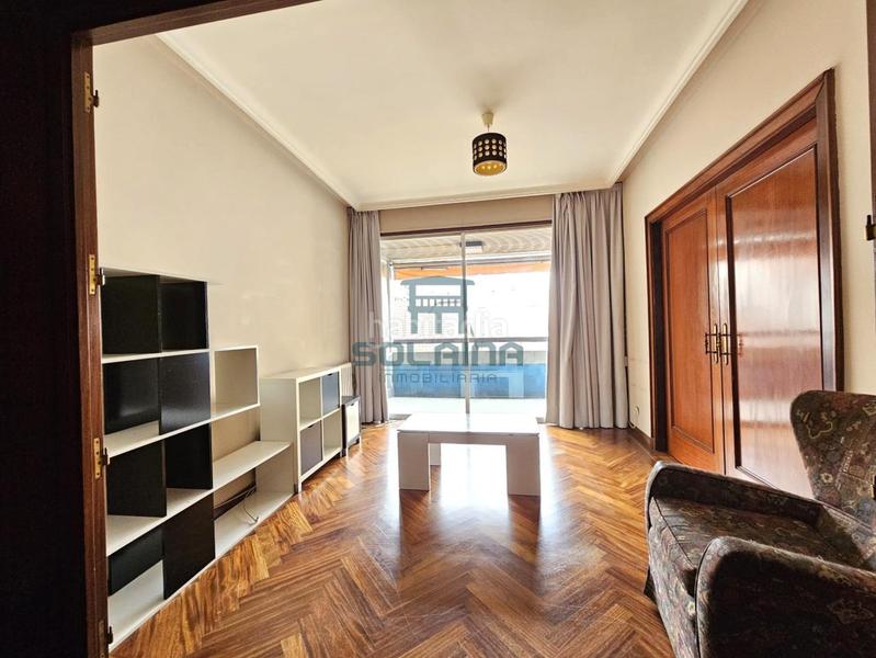 Foto b9b58047-33ac-4cb4-927e-60c0404cf72c. Appartement avec chauffage parking dans Centro Ourense