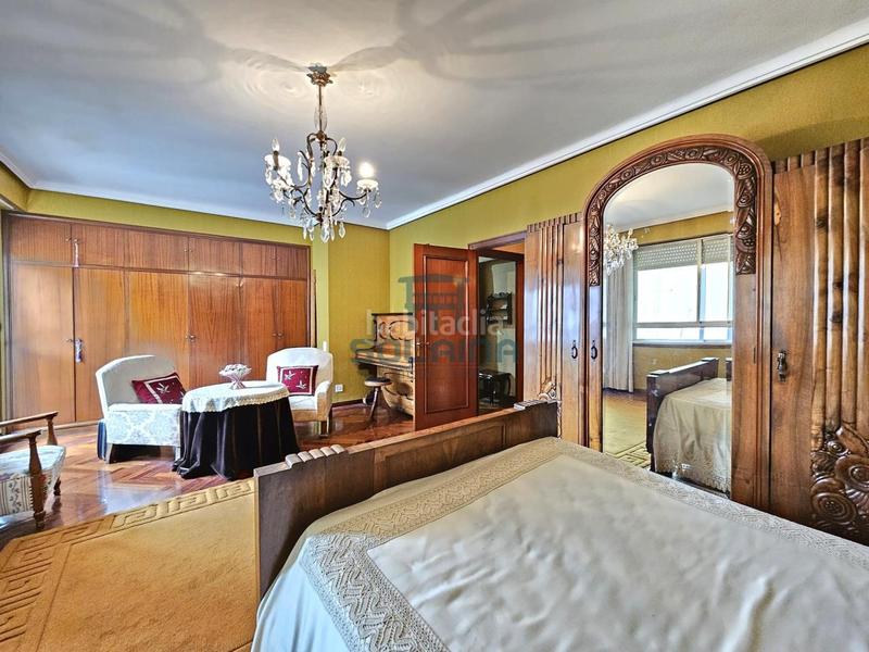 Foto eba125a0-761f-4b4d-a249-bba2a135a3ca. Appartement avec chauffage parking dans Centro Ourense