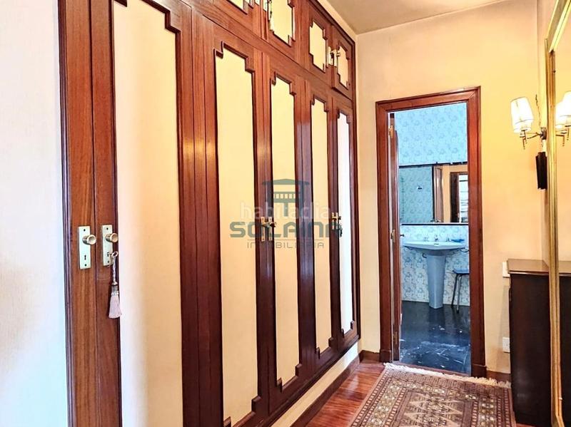 Foto f80bf106-b1c8-483a-b5fa-31bd53b5a22a. Appartement avec chauffage parking dans Centro Ourense