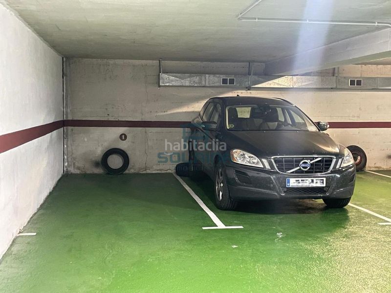 Foto d0ec4c7a-d800-41e3-956f-3ec271caceea. Aparcament cotxe a Centro Ourense