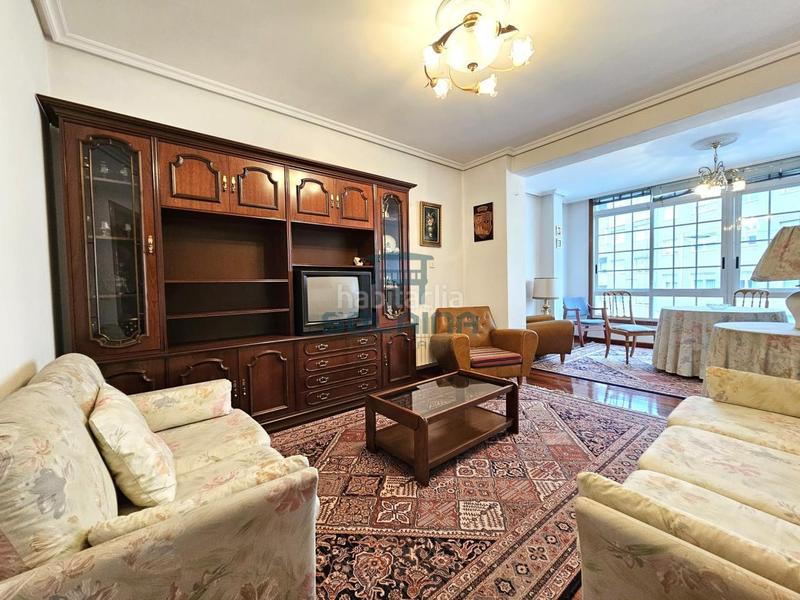 Foto 085327af-98c2-47d9-b2f0-aac231887b54. Casa con riscaldamento parcheggio in Ribadavia