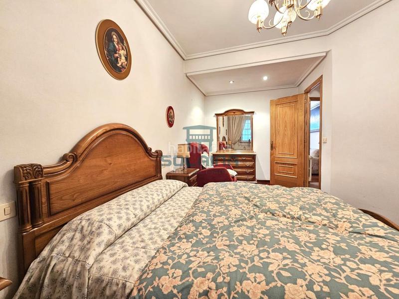 Foto 125a4ca5-5b84-40ca-b952-af3f0f7451e3. Casa con riscaldamento parcheggio in Ribadavia