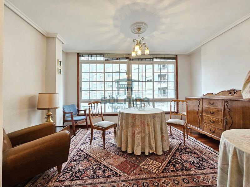 Foto be4ee14e-f61a-4bb8-8459-2b35b10e8c08. Casa con riscaldamento parcheggio in Ribadavia