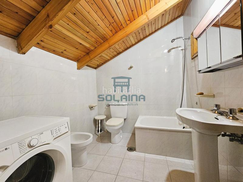 Foto c2dc9809-269e-4991-9393-c6ec3e46e270. Casa con riscaldamento parcheggio in Ribadavia