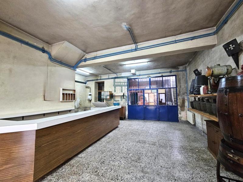 Foto d8e0bf92-e8ba-4437-b561-a92f0112530b. Casa con riscaldamento parcheggio in Ribadavia