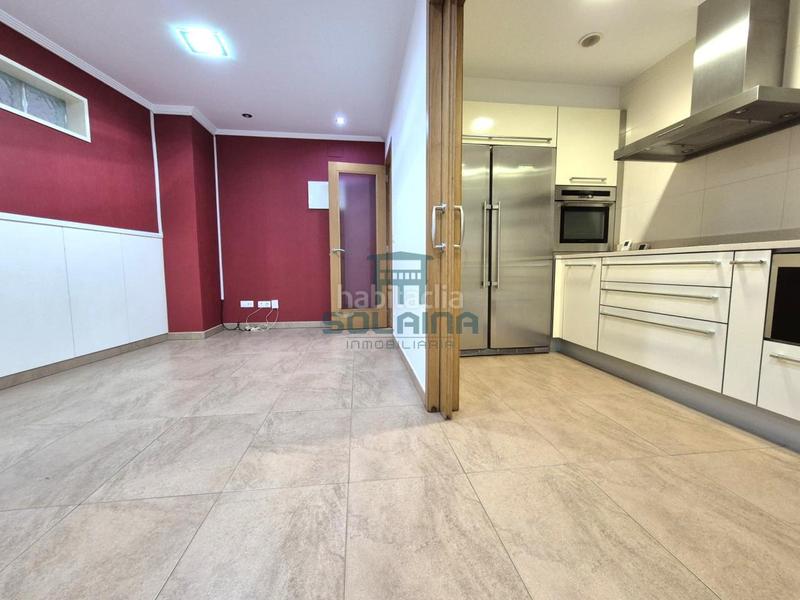 Foto 34a78028-113f-40fb-bc28-29d244028be3. Piso en Centro Ourense