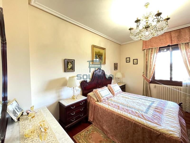 Foto 022210d7-1504-4dc8-b719-be186c93e3dc. House with heating parking in A Carballeira Ourense