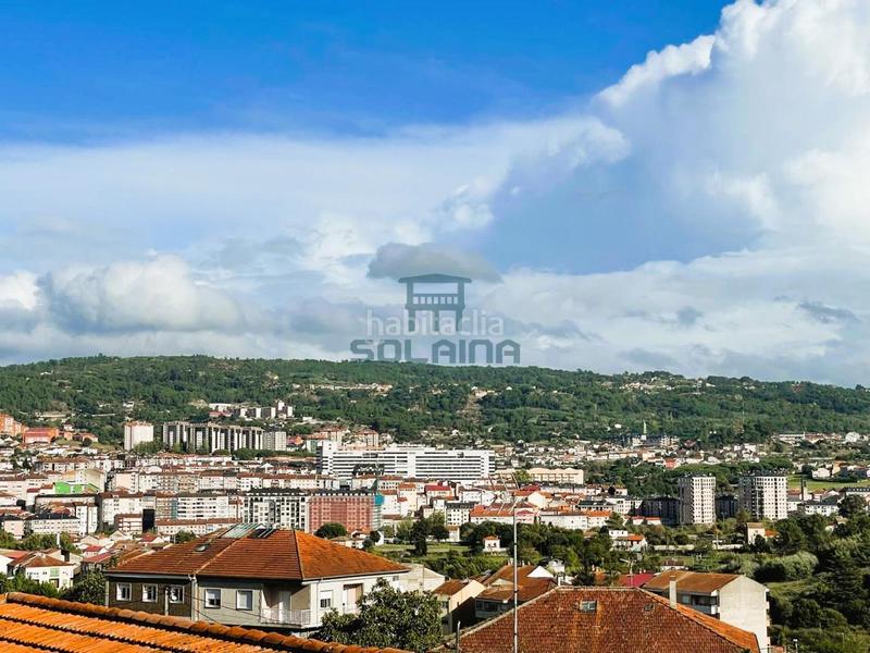 Foto f49ef1ff-b997-4661-b9c1-0515277eb563. House with heating parking in A Carballeira Ourense