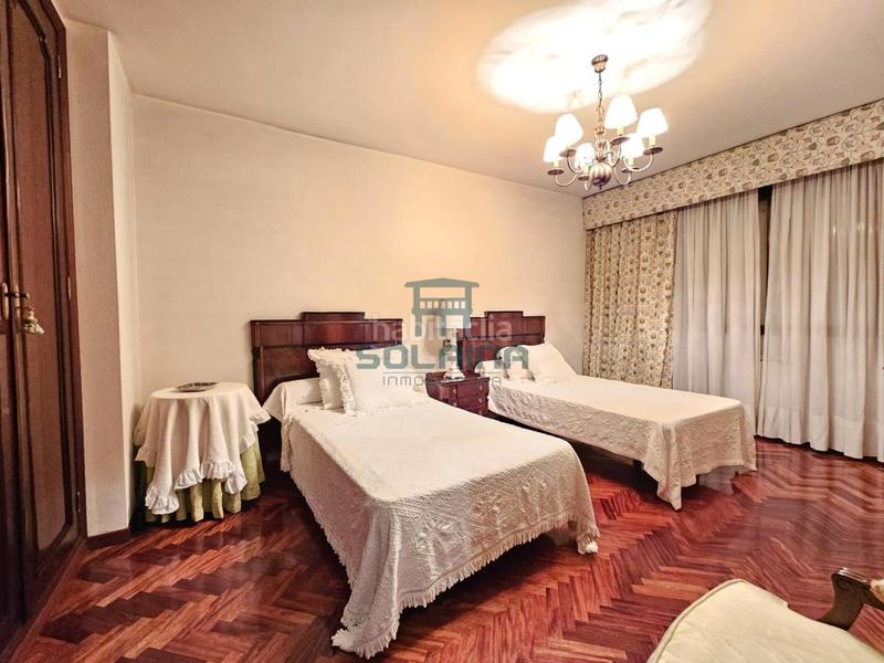 Foto 9a9041d1-e51e-4c6b-8269-6bd329234876. Appartement avec chauffage parking dans Centro Ourense