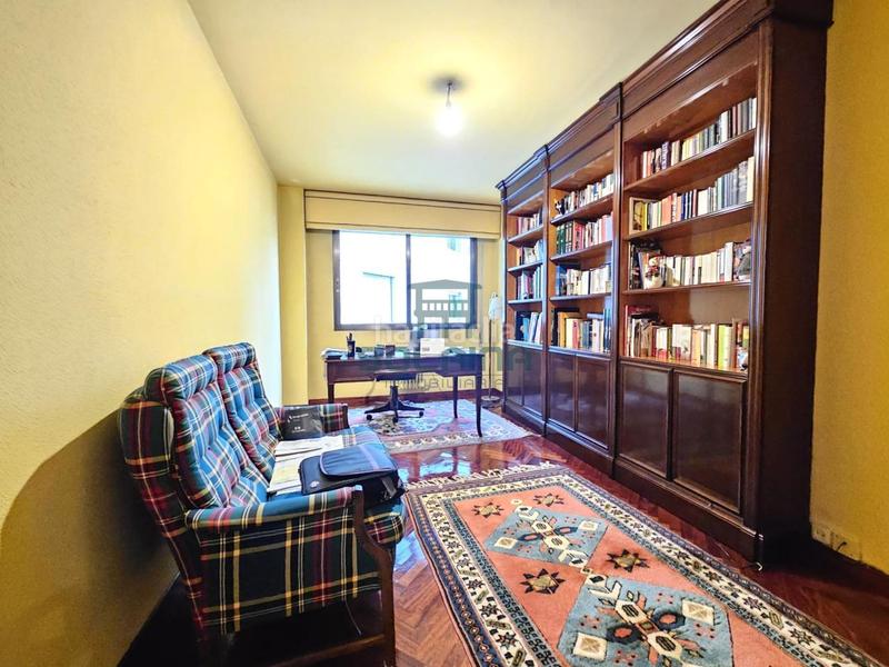 Foto e3b1de22-8d8b-4d80-b8d5-881fbc08450a. Appartement avec chauffage parking dans Centro Ourense