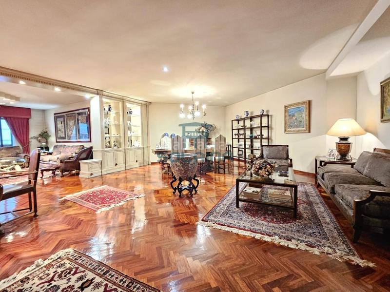 Foto 587c23e1-15e4-4d8a-8478-72a3953505c0. Etagenwohnung mit heizung parking in Centro Ourense