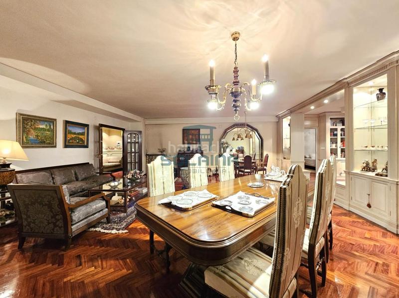 Foto 7e200fb7-d4d0-4a6f-993d-abdfe8154311. Flat with heating parking in Centro Ourense