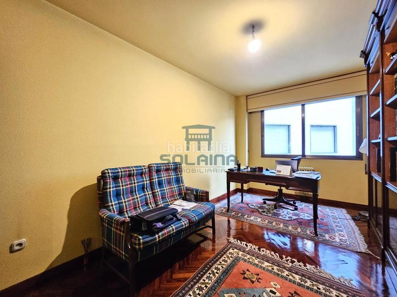 Foto c5b3b153-f3e1-49a7-9a66-cc63c7937f5c. Flat with heating parking in Centro Ourense