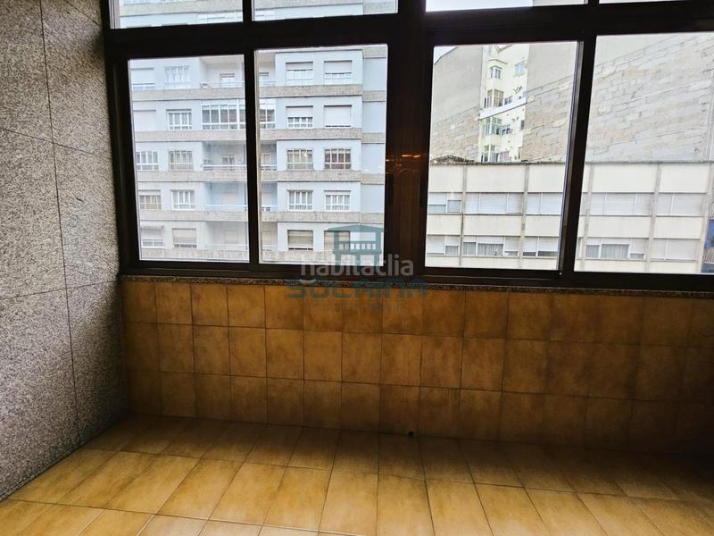 Foto e3dc2784-c9cc-4a18-8848-9e4de1f77d3e. Flat with heating parking in Centro Ourense