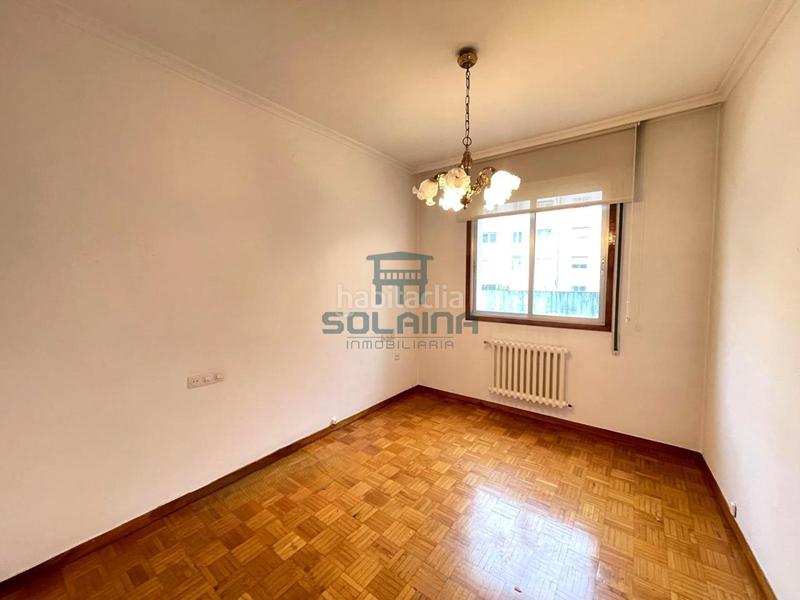 Foto fa3f053e-0910-44fb-8b27-2bf7cabc1db0. Piso en Centro Ourense