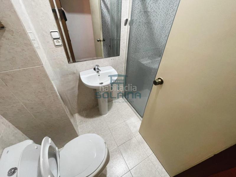 Foto 1092fb2b-b882-4861-bc0c-940e9ed34c82. Piso en Centro Ourense