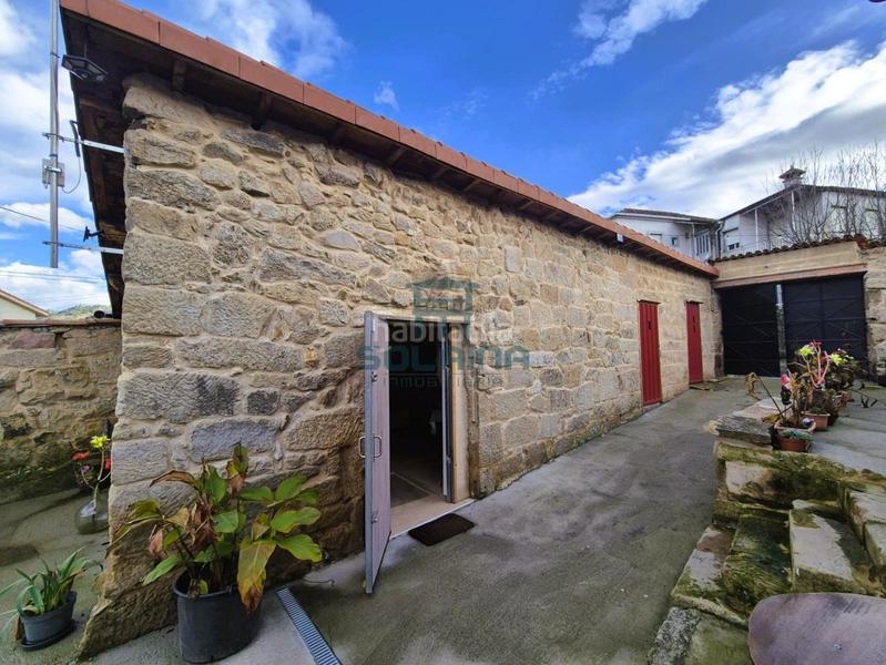 Foto 31c6fd98-e3dc-42f9-a05b-1b02ffad3a07. Casa con riscaldamento in Coles