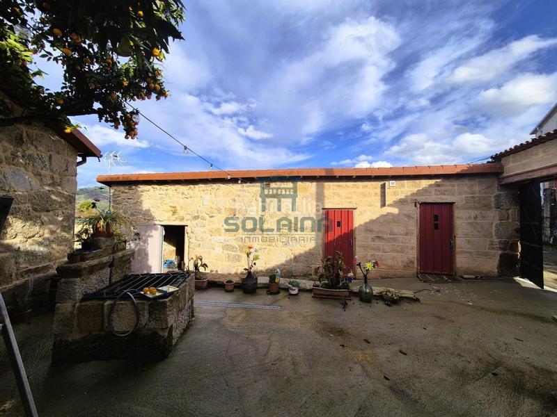 Foto 8a2e8b0b-79ce-4a3a-b62d-2d46b642e655. Casa con riscaldamento in Coles