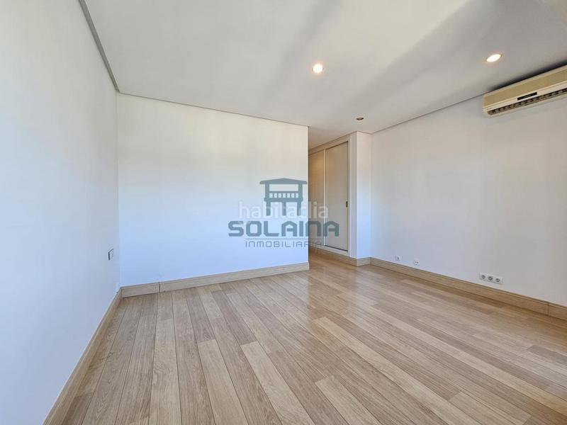 Foto 799a535d-0a57-42f7-8d42-daa2b1b867cf. Àtic amb calefacció aparcament a Centro Ourense