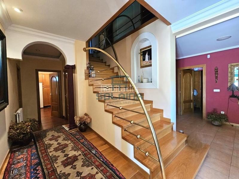 Foto b7ecc145-eec2-4f4c-b14f-db19fbf985e5. Chalet avec chauffage parking dans Mariñamansa Ourense