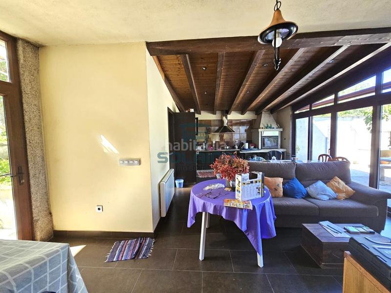 Foto a277a0a2-6cd5-4770-8add-baab72c83220. Chalet con riscaldamento parcheggio in Mariñamansa Ourense