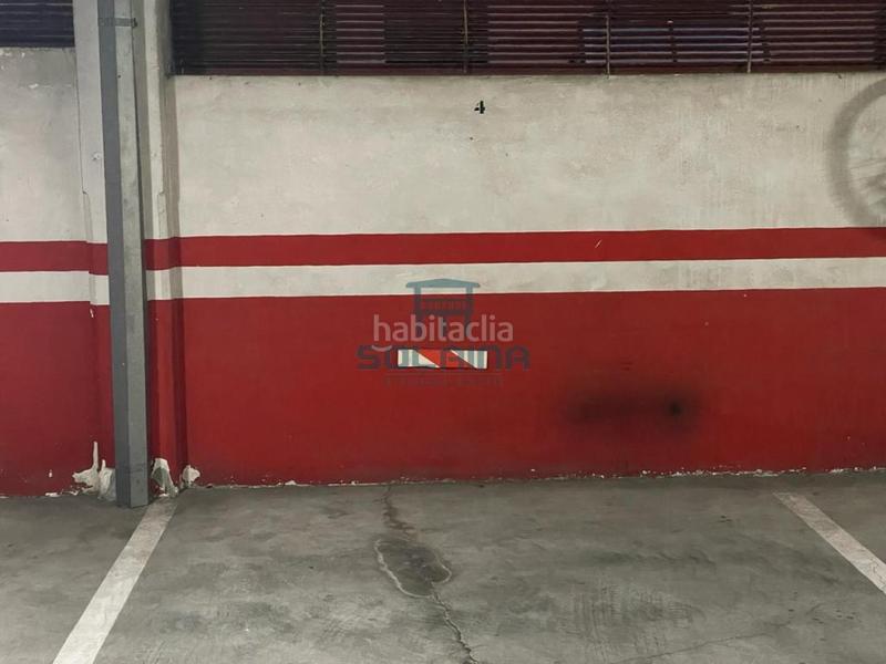 Foto cd0e8f10-8bbe-499f-b336-b115fb3116a7. Lloguer aparcament cotxe a Centro Ourense