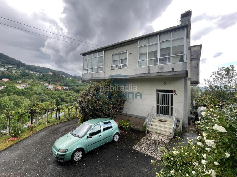 Foto 03fdad39-a031-42a0-adb2-671db6396c2c. Casa en As Lagoas Ourense