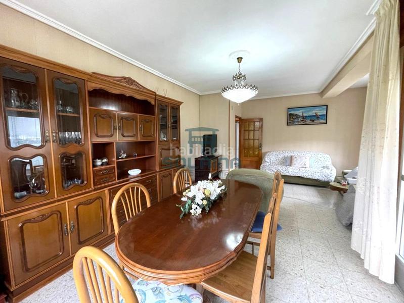 Foto 0c90d085-3067-47a7-b809-ed7c6e08e955. Casa en As Lagoas Ourense