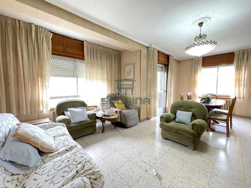 Foto 355041be-f80a-4951-a121-1d5436a10dc9. Casa en As Lagoas Ourense