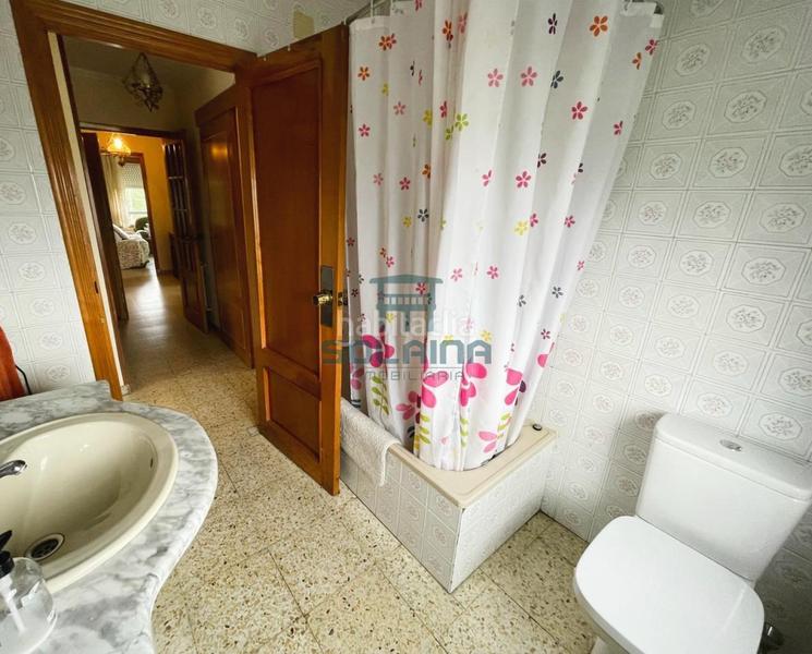Foto a995c374-62d8-4165-80cc-d7f663c18e1a. Casa en As Lagoas Ourense